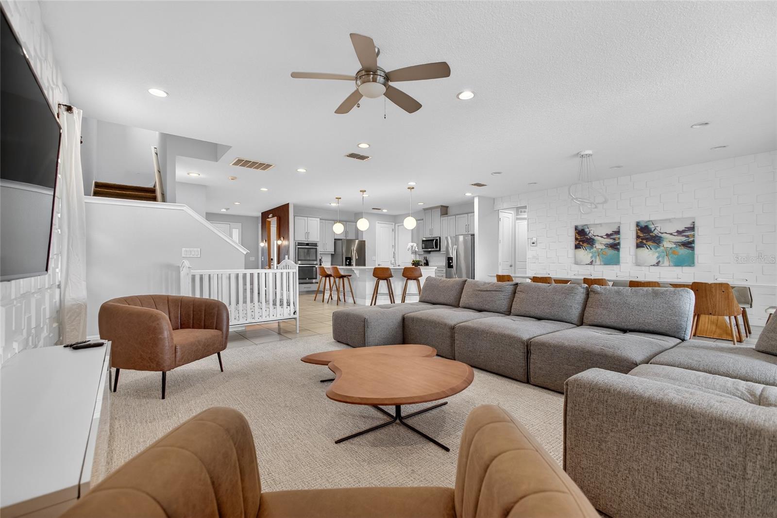 Image 85 of 98 For 7666 Fairfax Drive