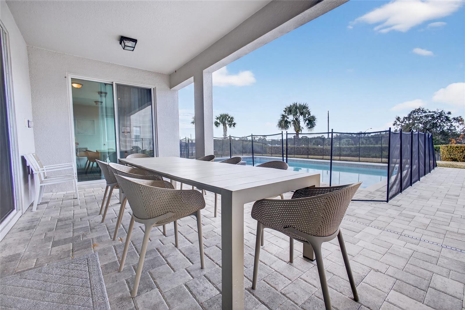 Image 9 of 98 For 7666 Fairfax Drive