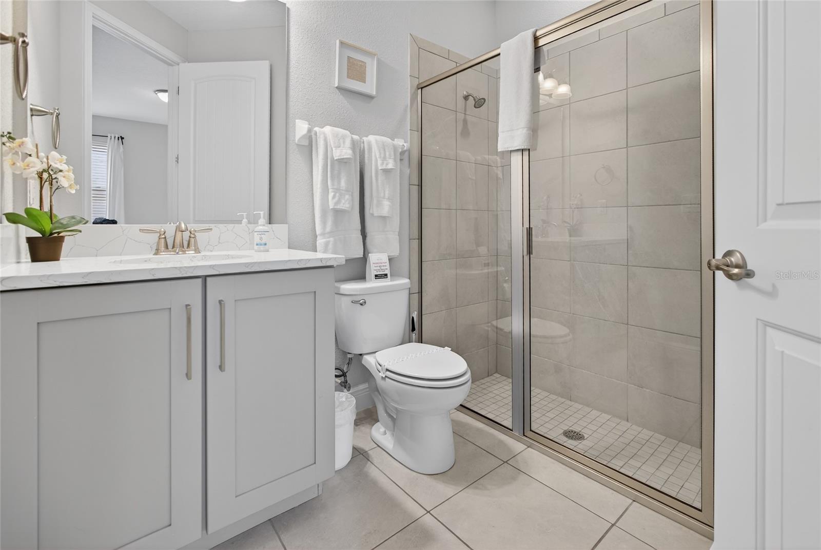 Image 94 of 98 For 7666 Fairfax Drive