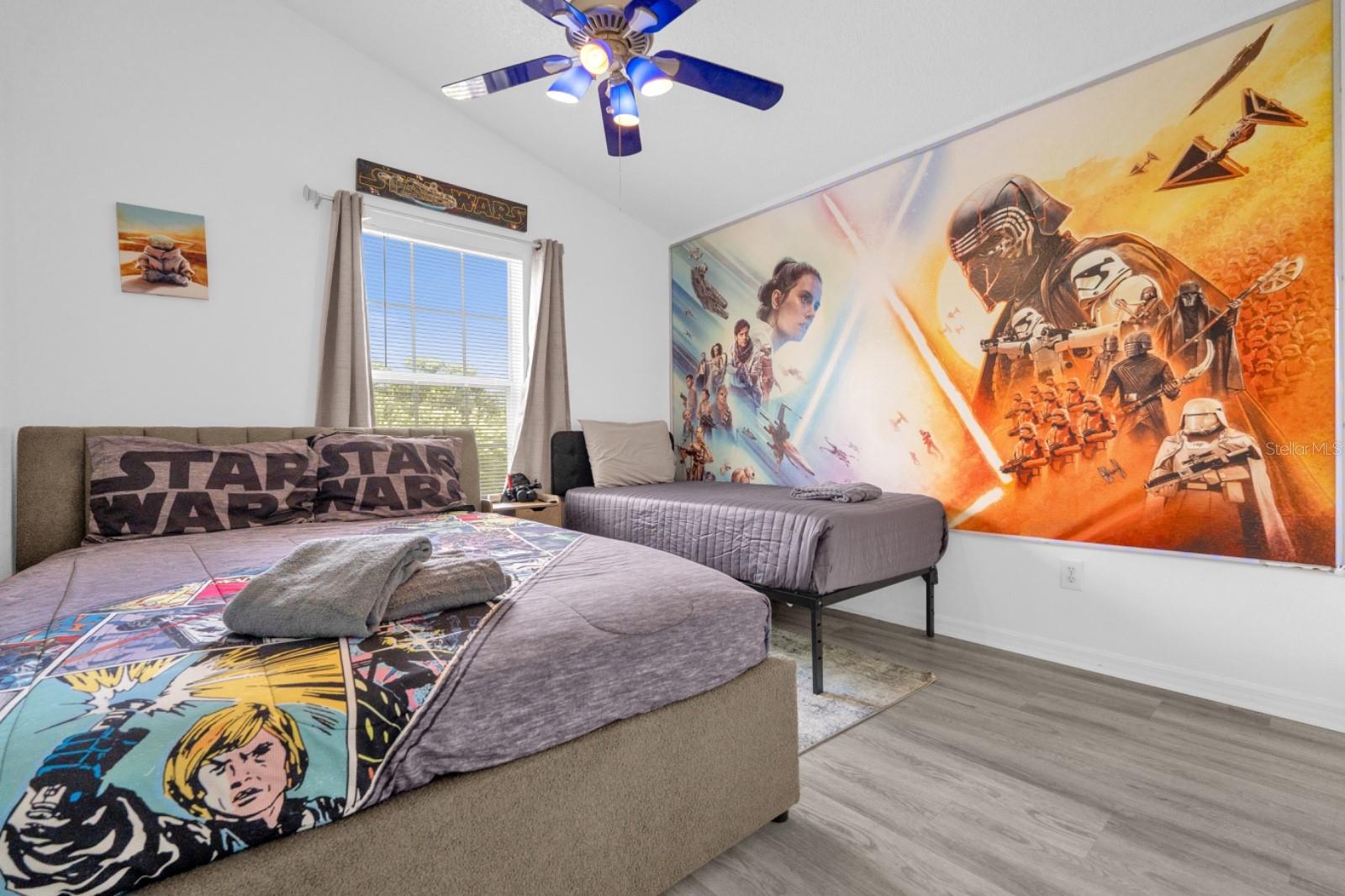 Image 13 of 53 For 137 Roma Way