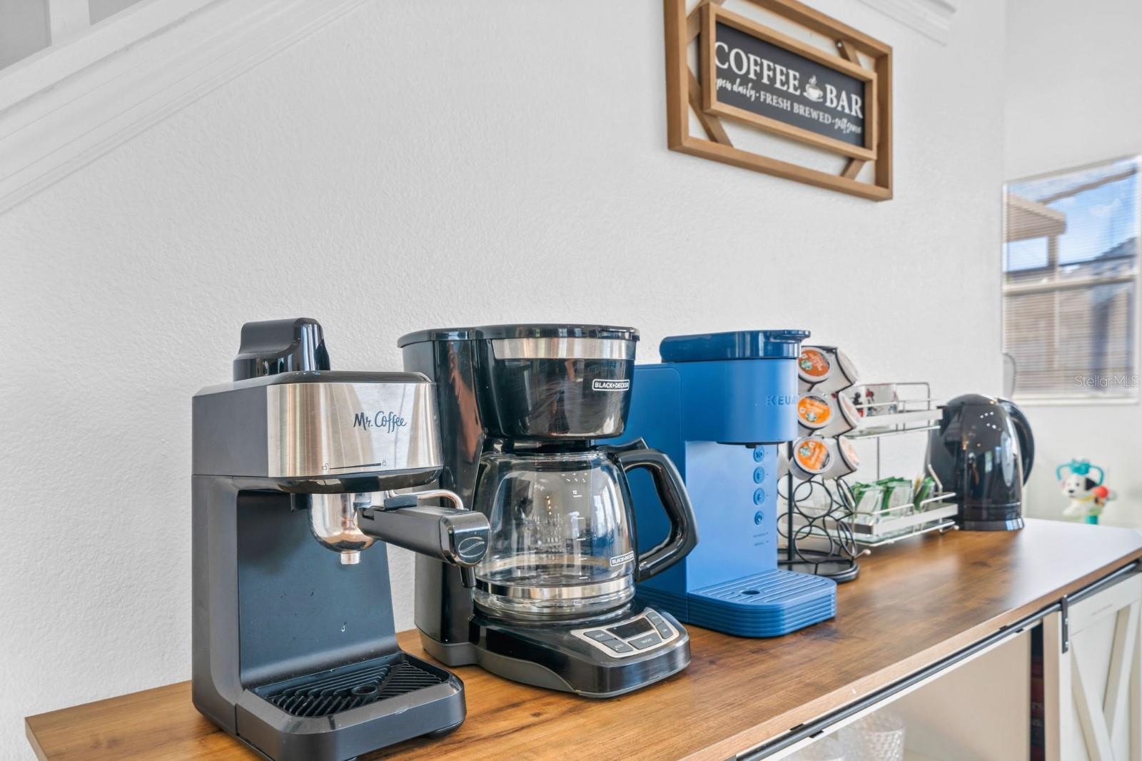 Image 28 of 53 For 137 Roma Way