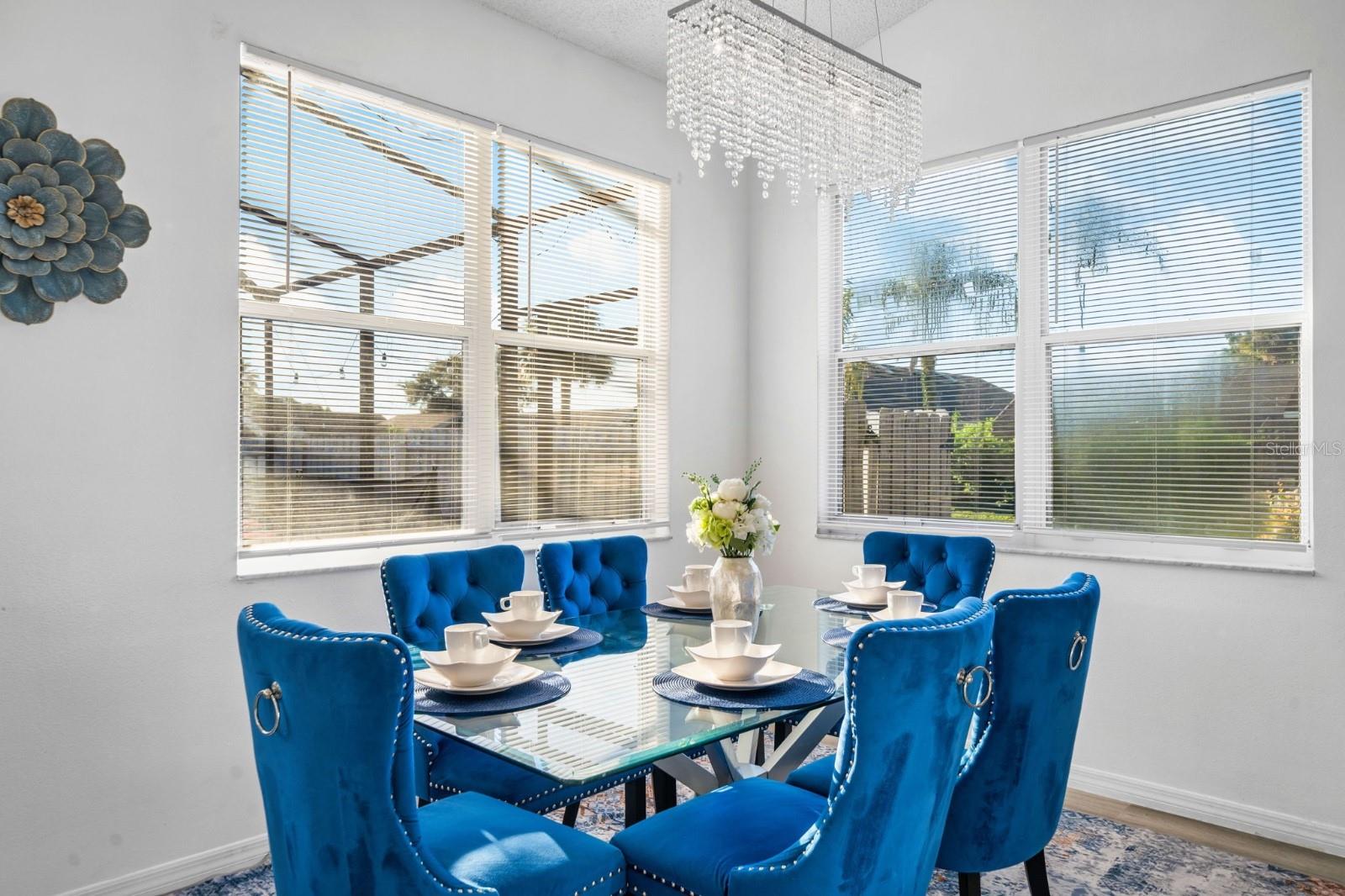 Image 5 of 53 For 137 Roma Way