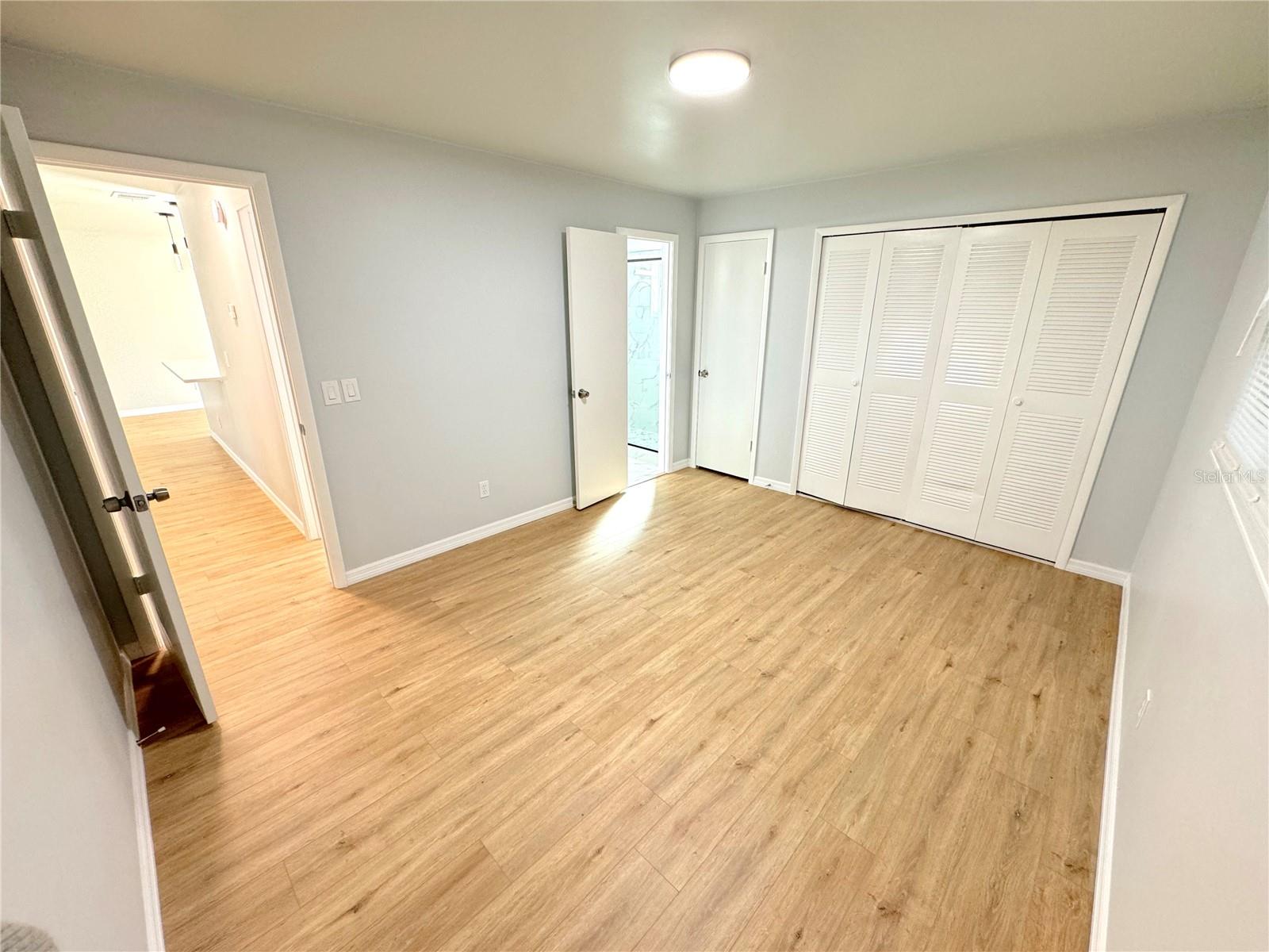 Image 17 of 24 For 4732 Lighthouse Circle