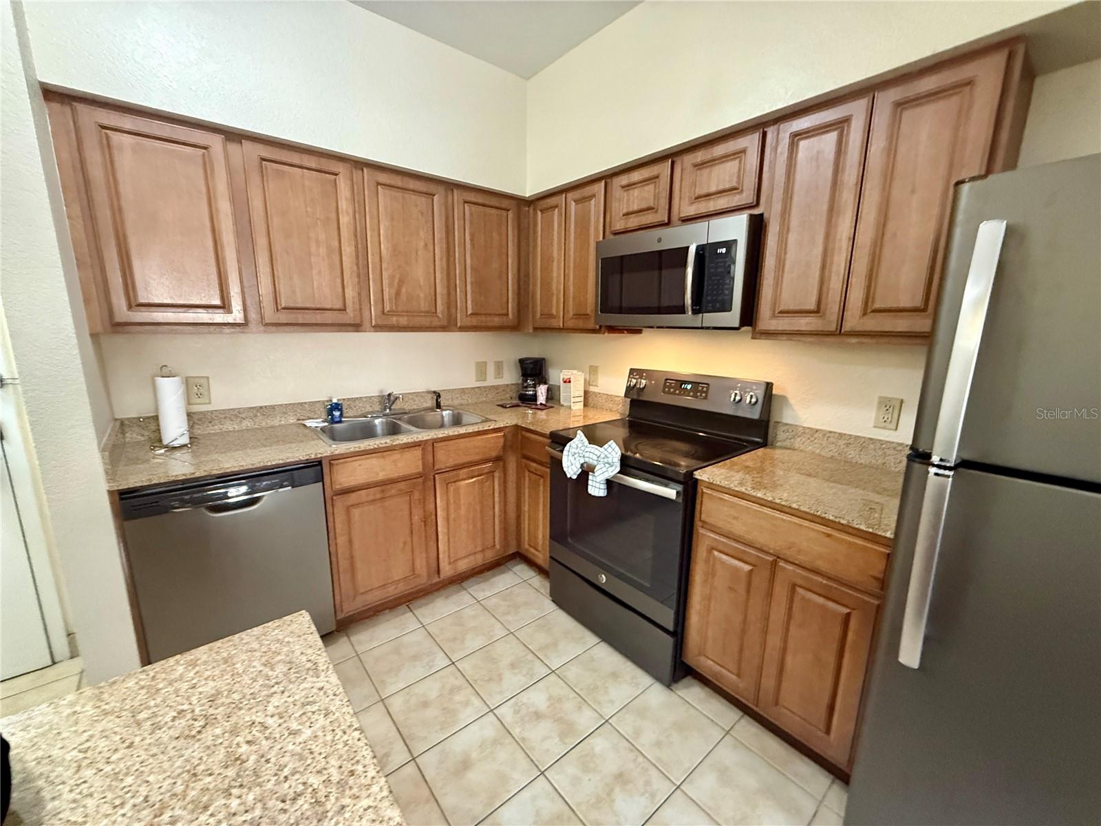 Image 13 of 68 For 12539 Floridays Resort Drive 107d