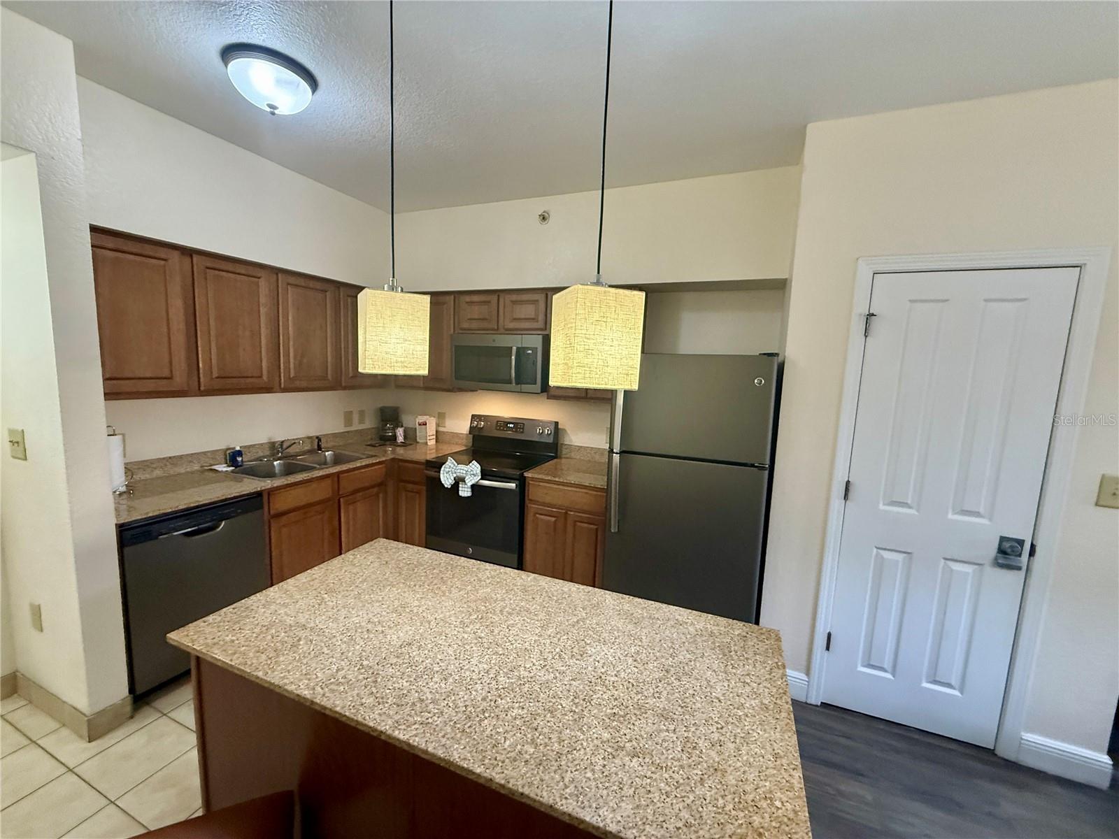 Image 16 of 68 For 12539 Floridays Resort Drive 107d