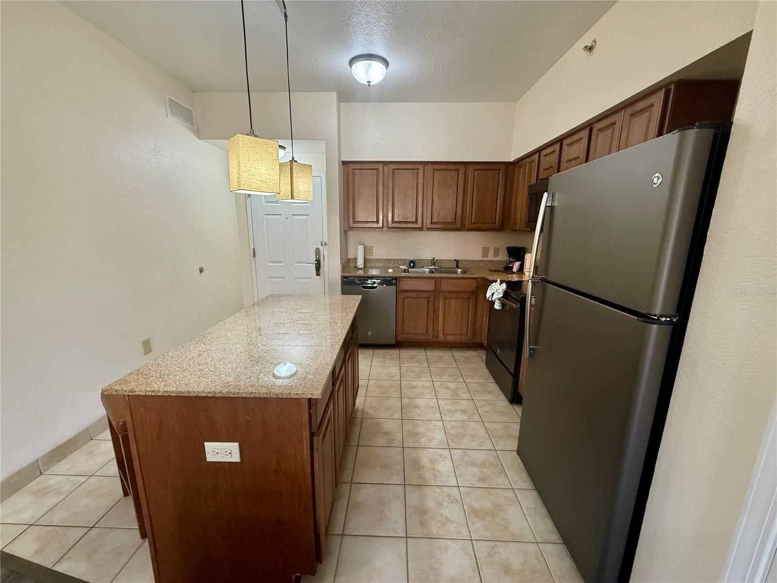 Image 17 of 68 For 12539 Floridays Resort Drive 107d