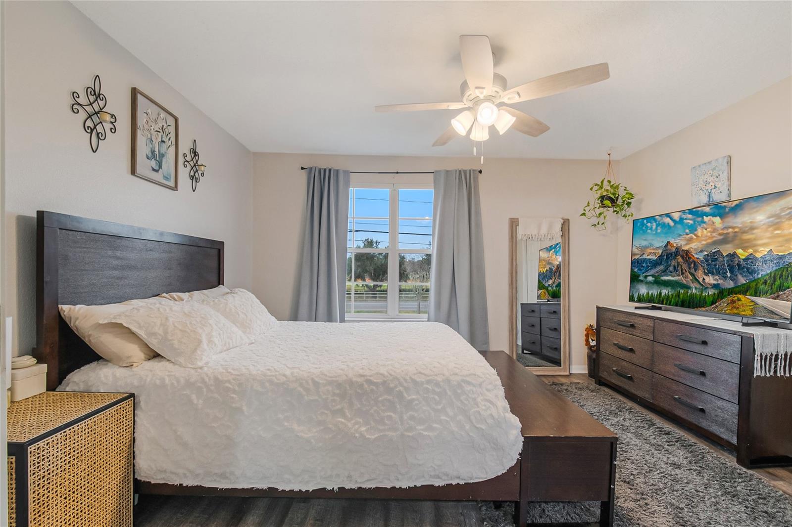 Image 25 of 47 For 480 Tradition Lane