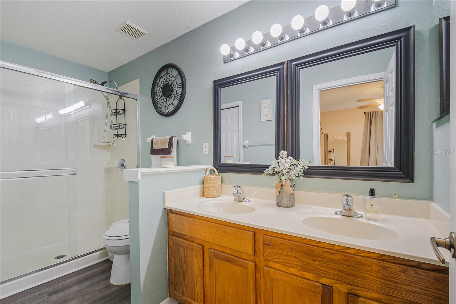 Image 27 of 47 For 480 Tradition Lane