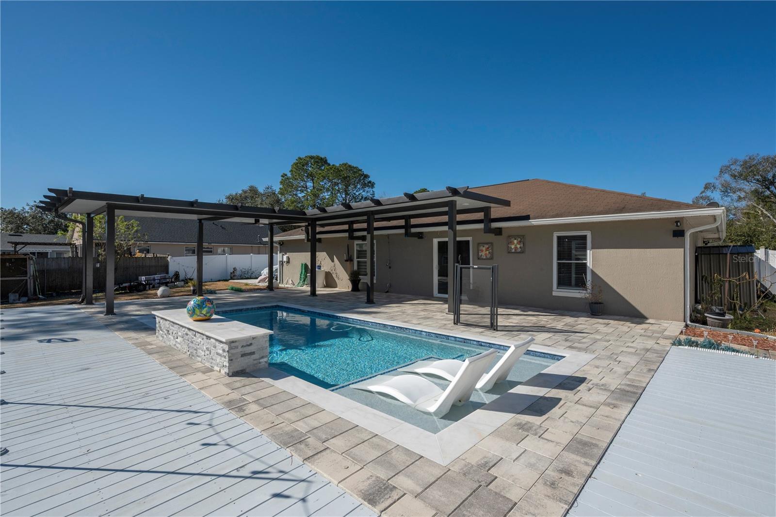 Image 13 of 19 For 2813 Abington Avenue