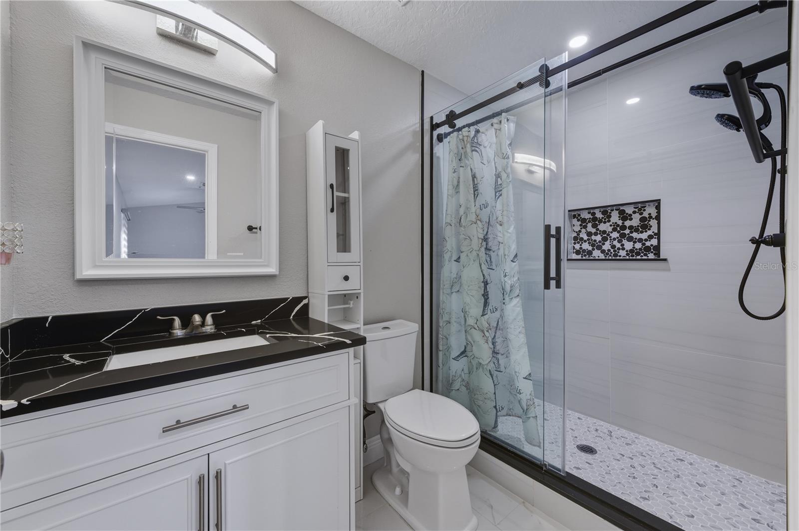 Image 8 of 19 For 2813 Abington Avenue