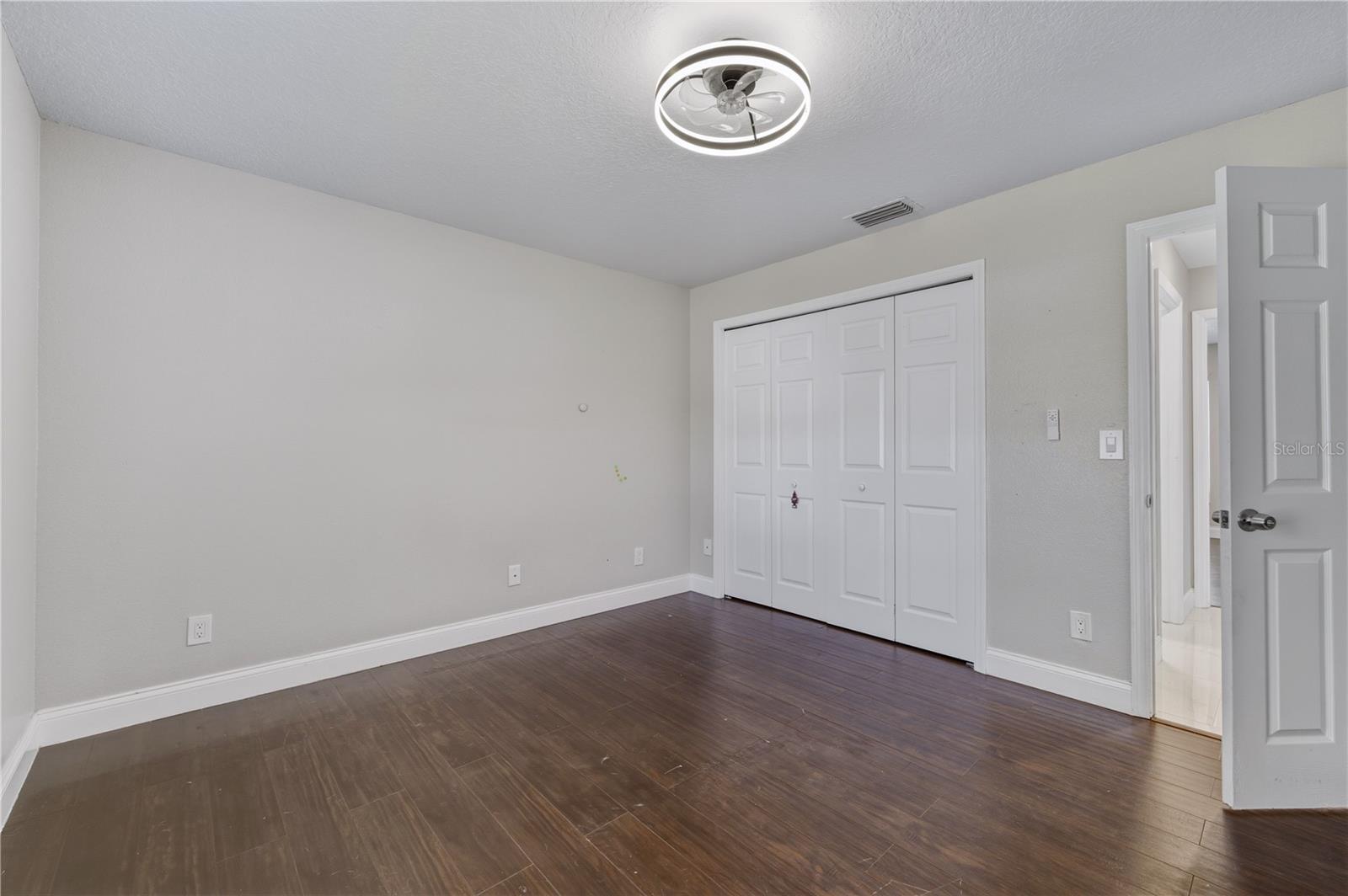 Image 9 of 19 For 2813 Abington Avenue