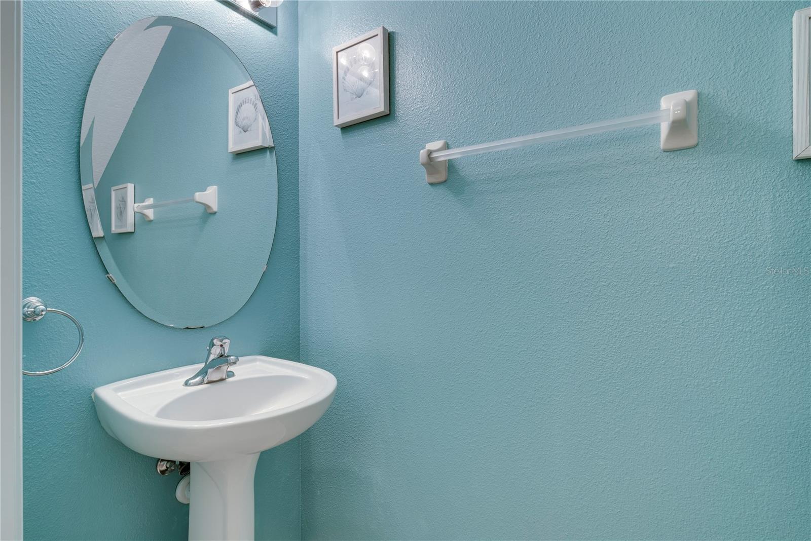 Image 6 of 21 For 216 Deepcove Road