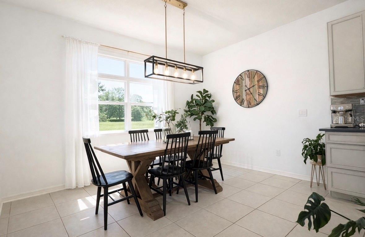 Image 10 of 31 For 8205 Bayliss Court