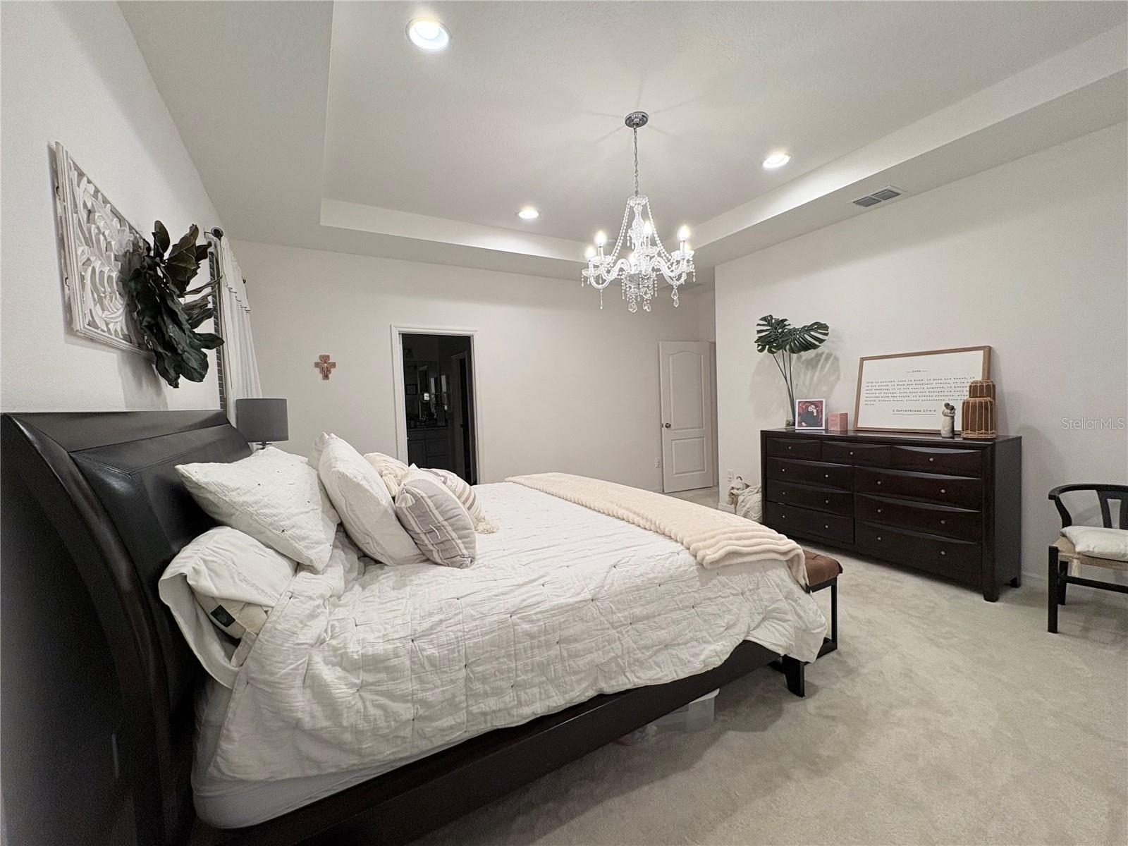 Image 18 of 31 For 8205 Bayliss Court