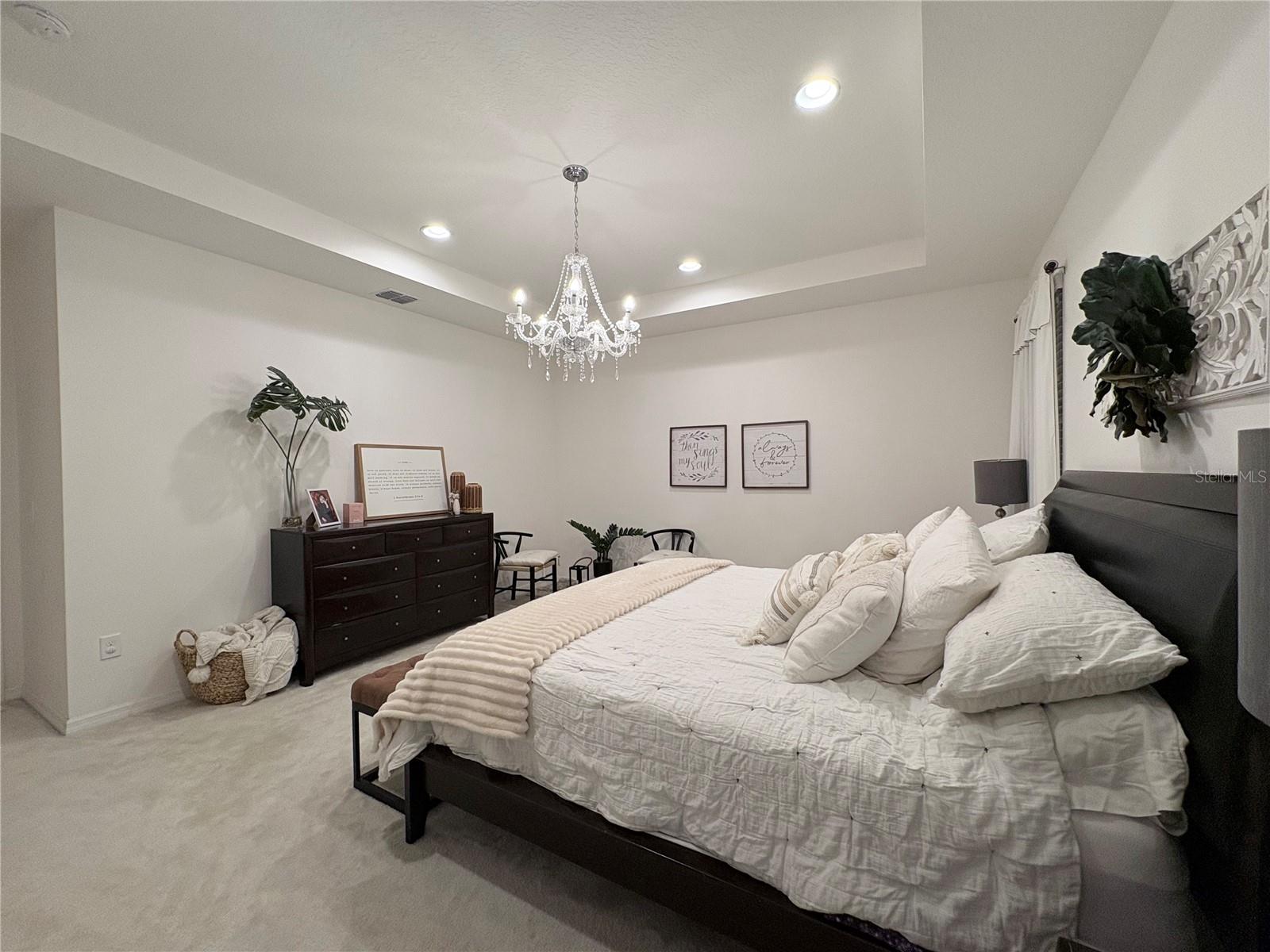 Image 19 of 31 For 8205 Bayliss Court