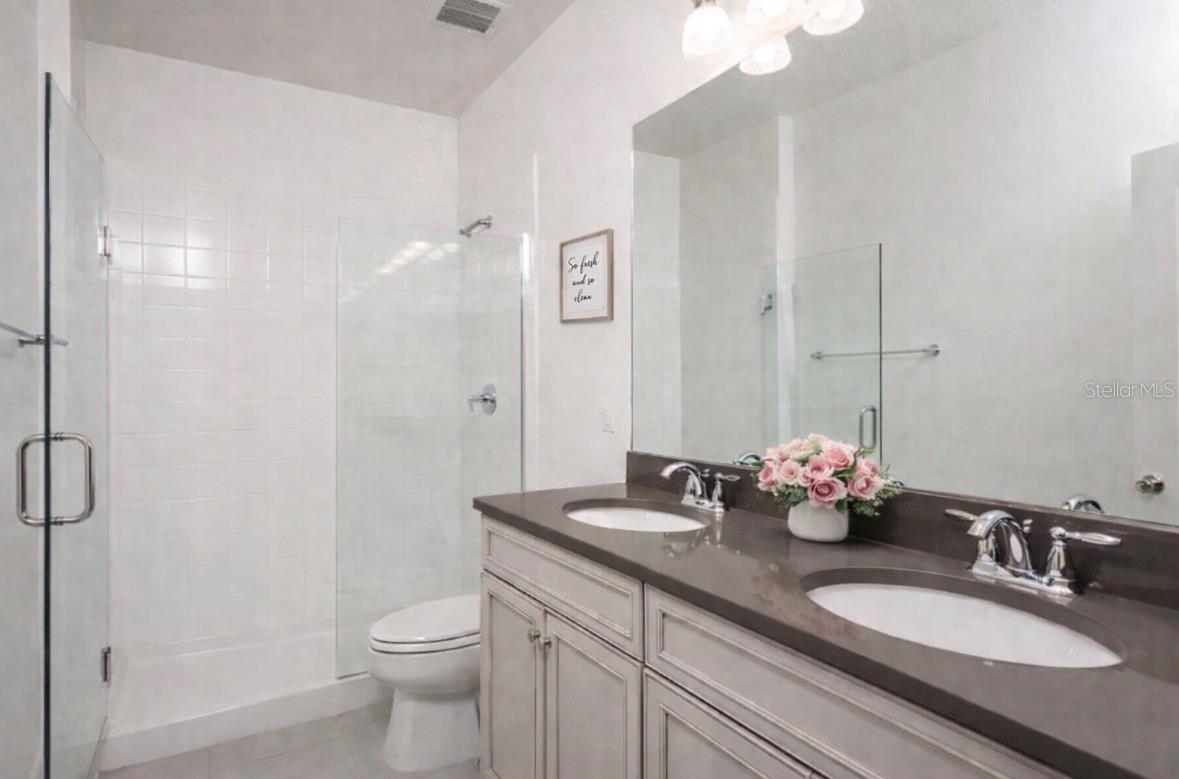 Image 23 of 31 For 8205 Bayliss Court