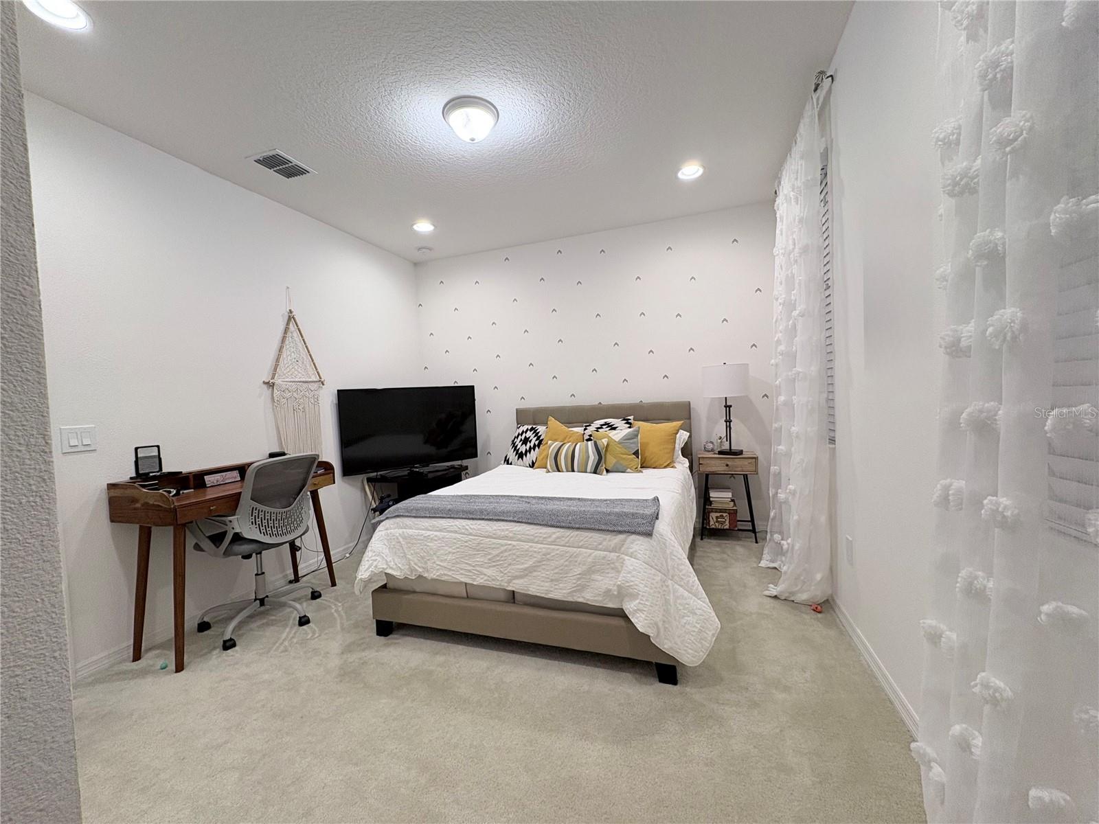 Image 25 of 31 For 8205 Bayliss Court