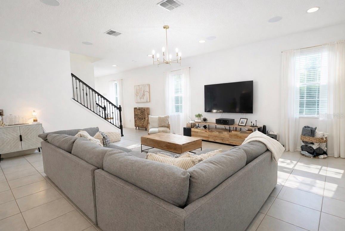 Image 5 of 31 For 8205 Bayliss Court