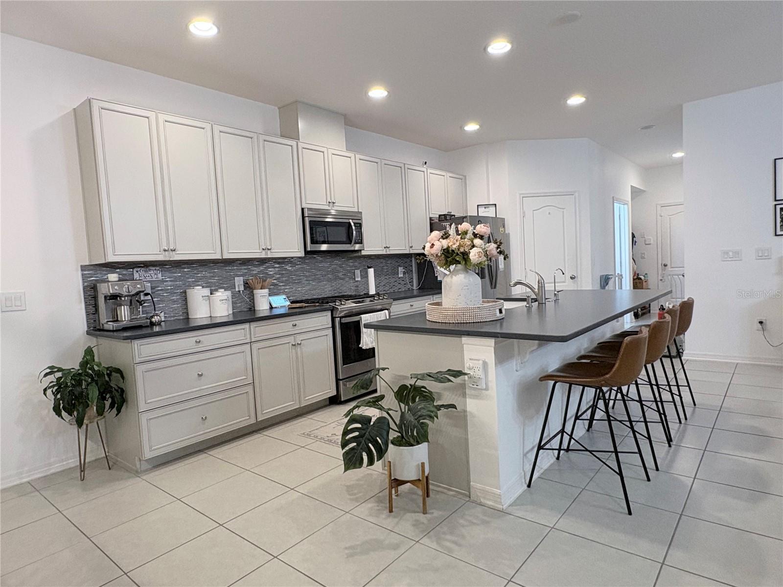 Image 9 of 31 For 8205 Bayliss Court