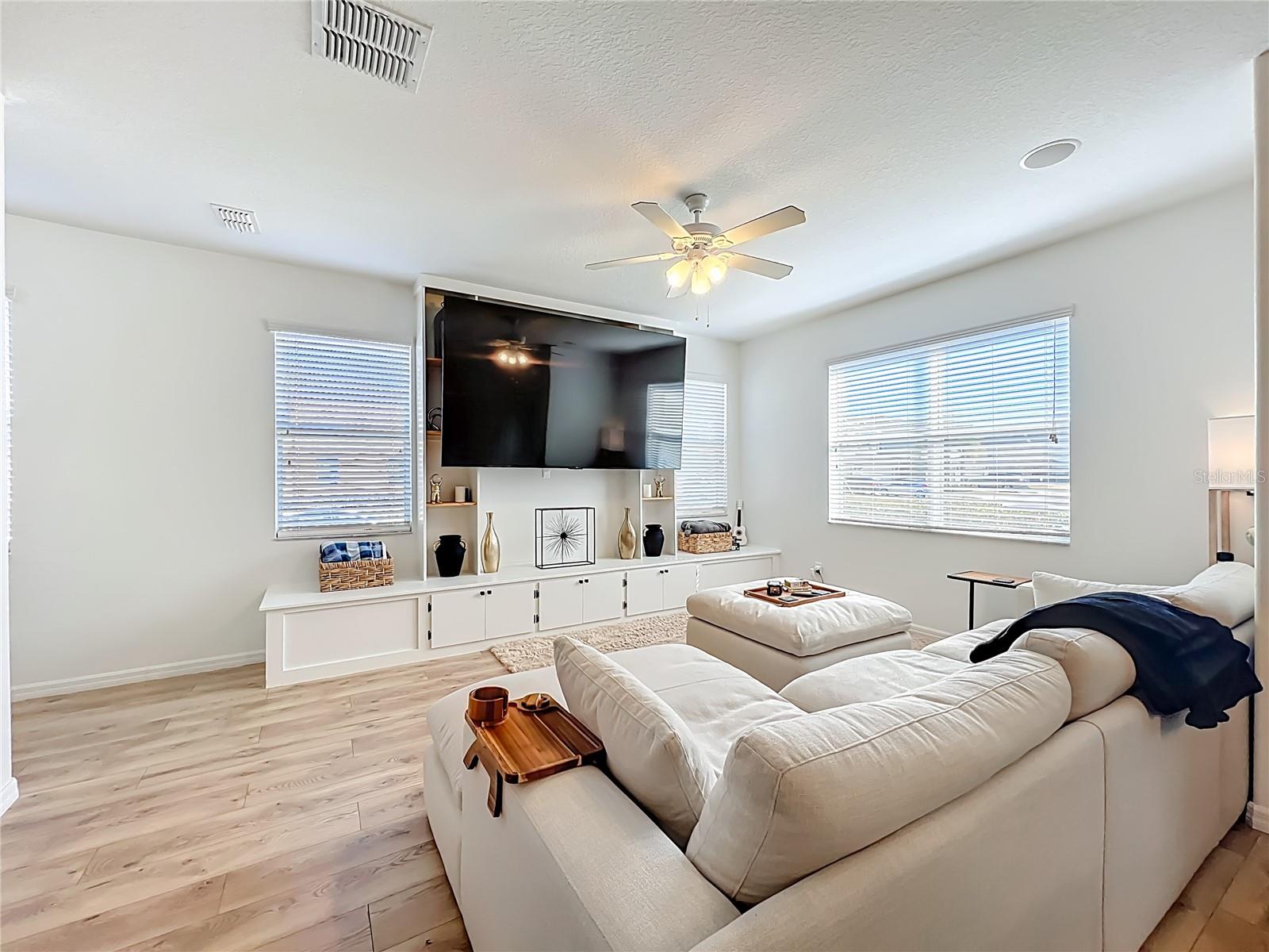 Image 11 of 35 For 3341 Rodrick Circle