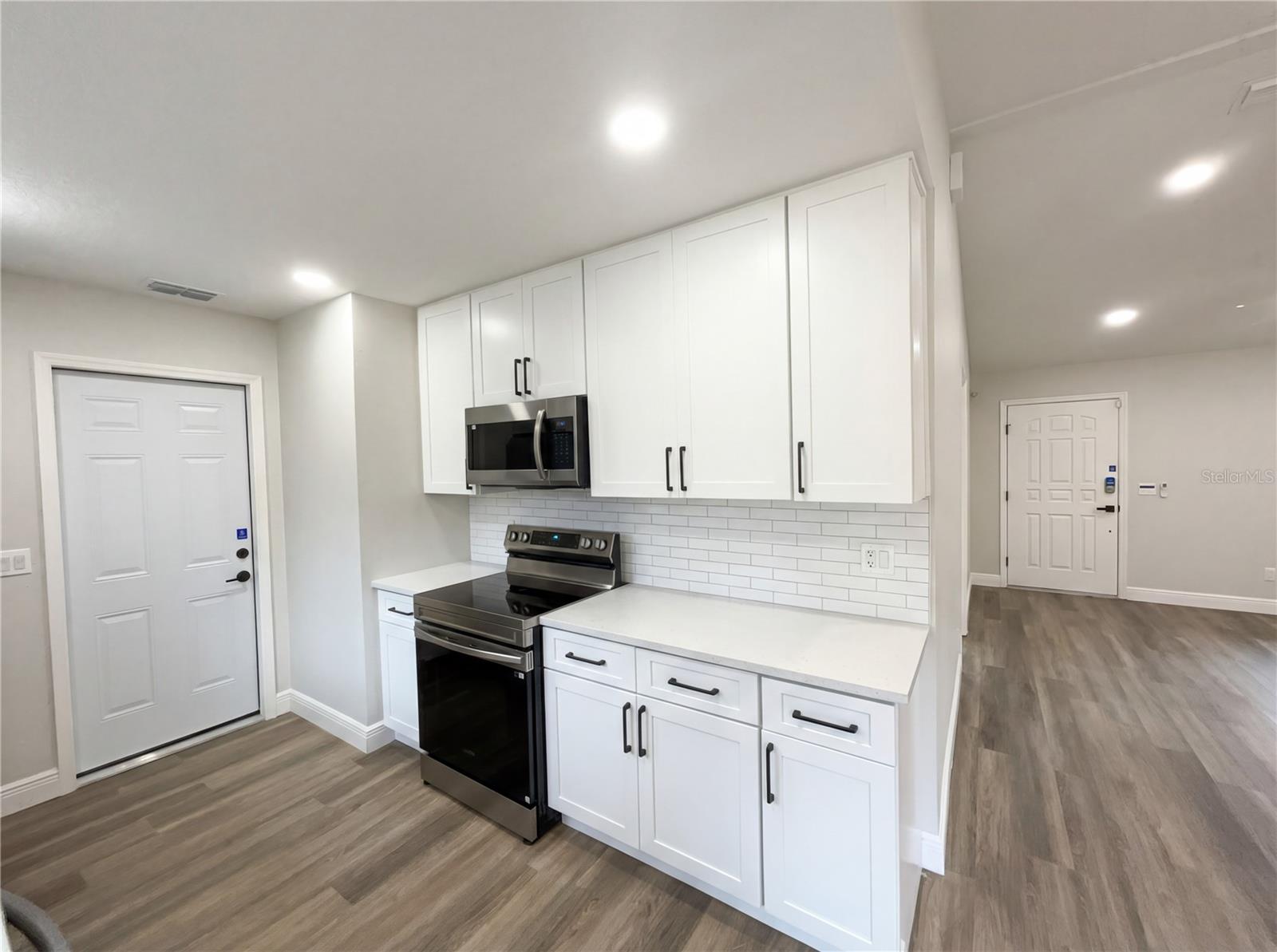 Image 12 of 26 For 4864 Lake Shore Drive