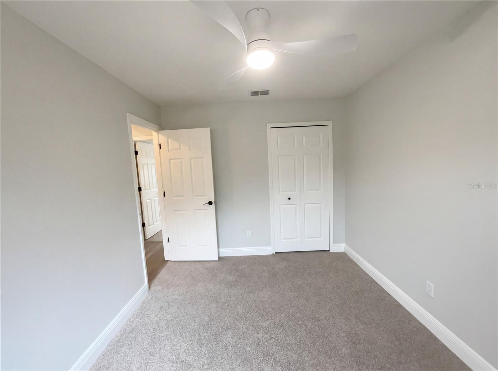 Image 15 of 26 For 4864 Lake Shore Drive