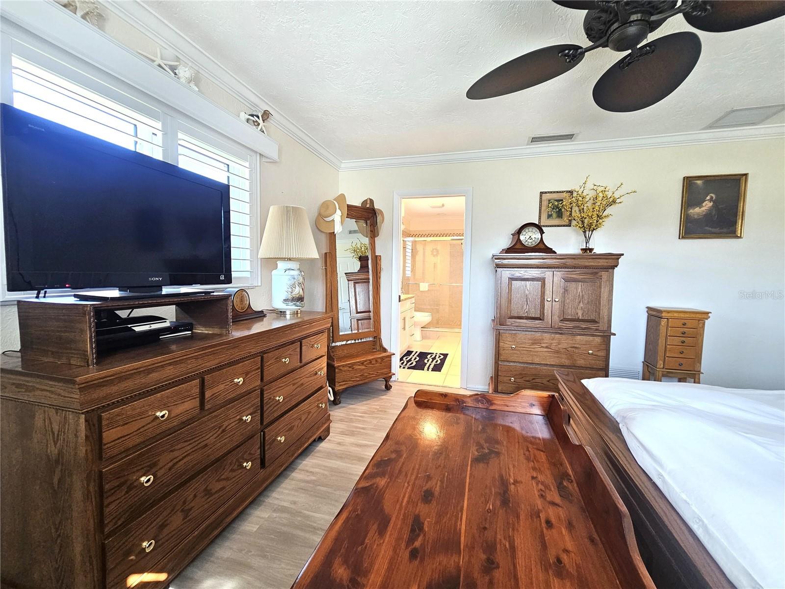 Image 42 of 62 For 1706 Lakeside Court