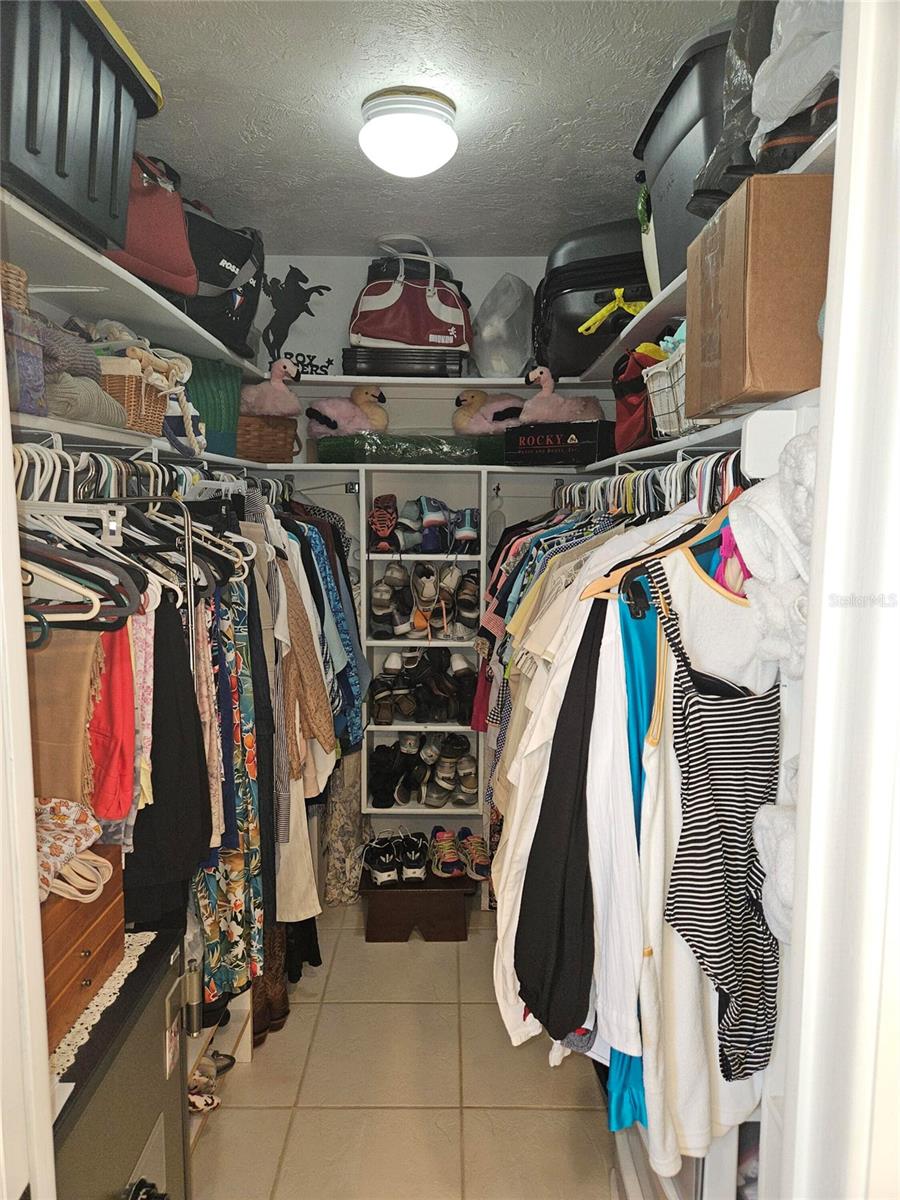 Image 49 of 62 For 1706 Lakeside Court