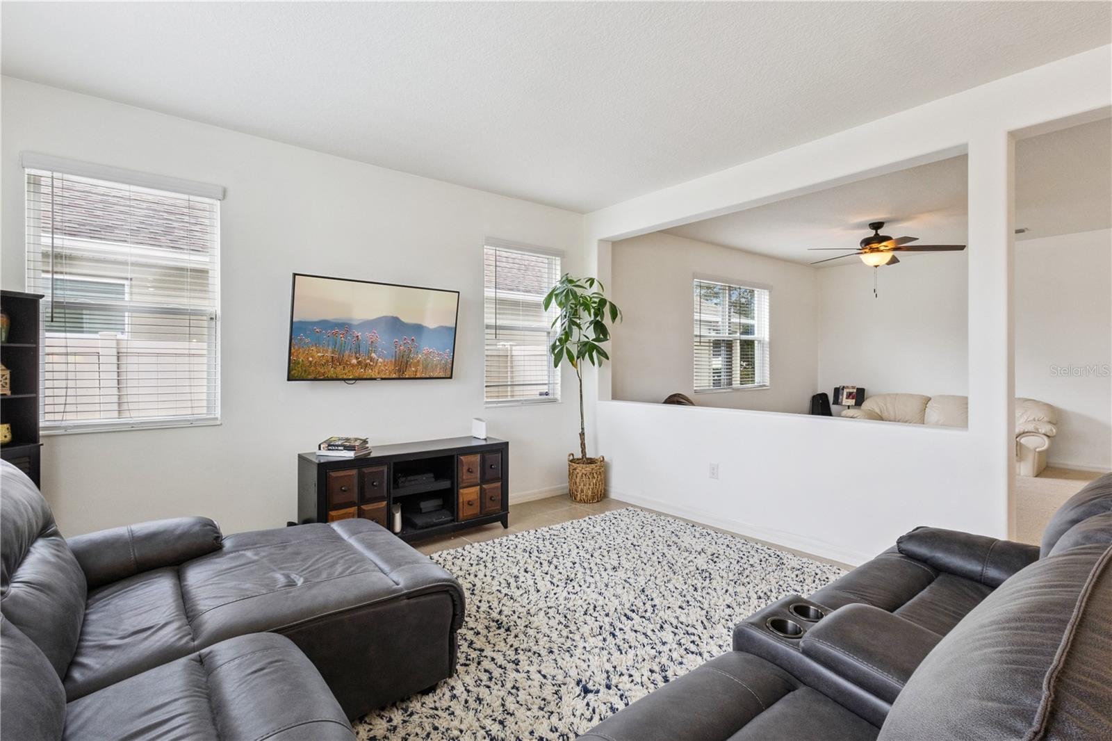 Image 16 of 34 For 4076 Green Orchard Avenue