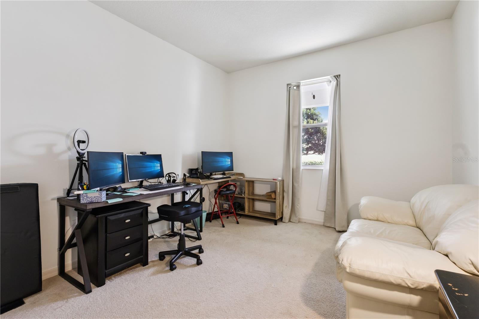 Image 17 of 34 For 4076 Green Orchard Avenue