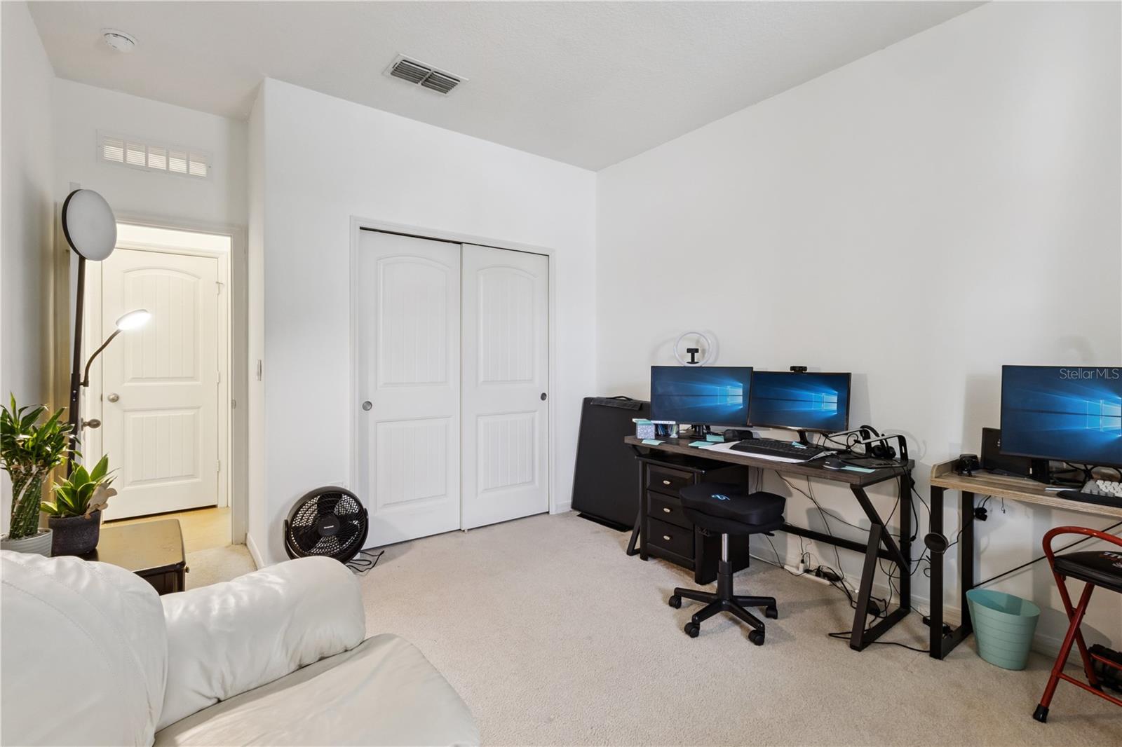 Image 18 of 34 For 4076 Green Orchard Avenue