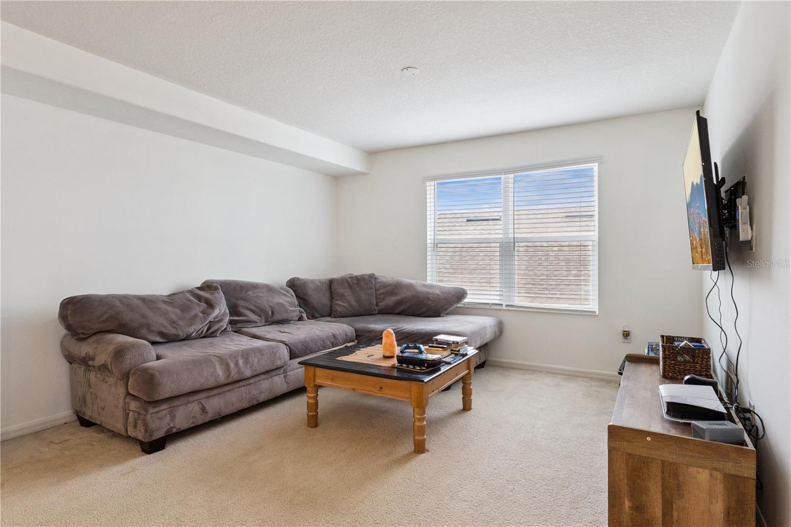 Image 21 of 34 For 4076 Green Orchard Avenue