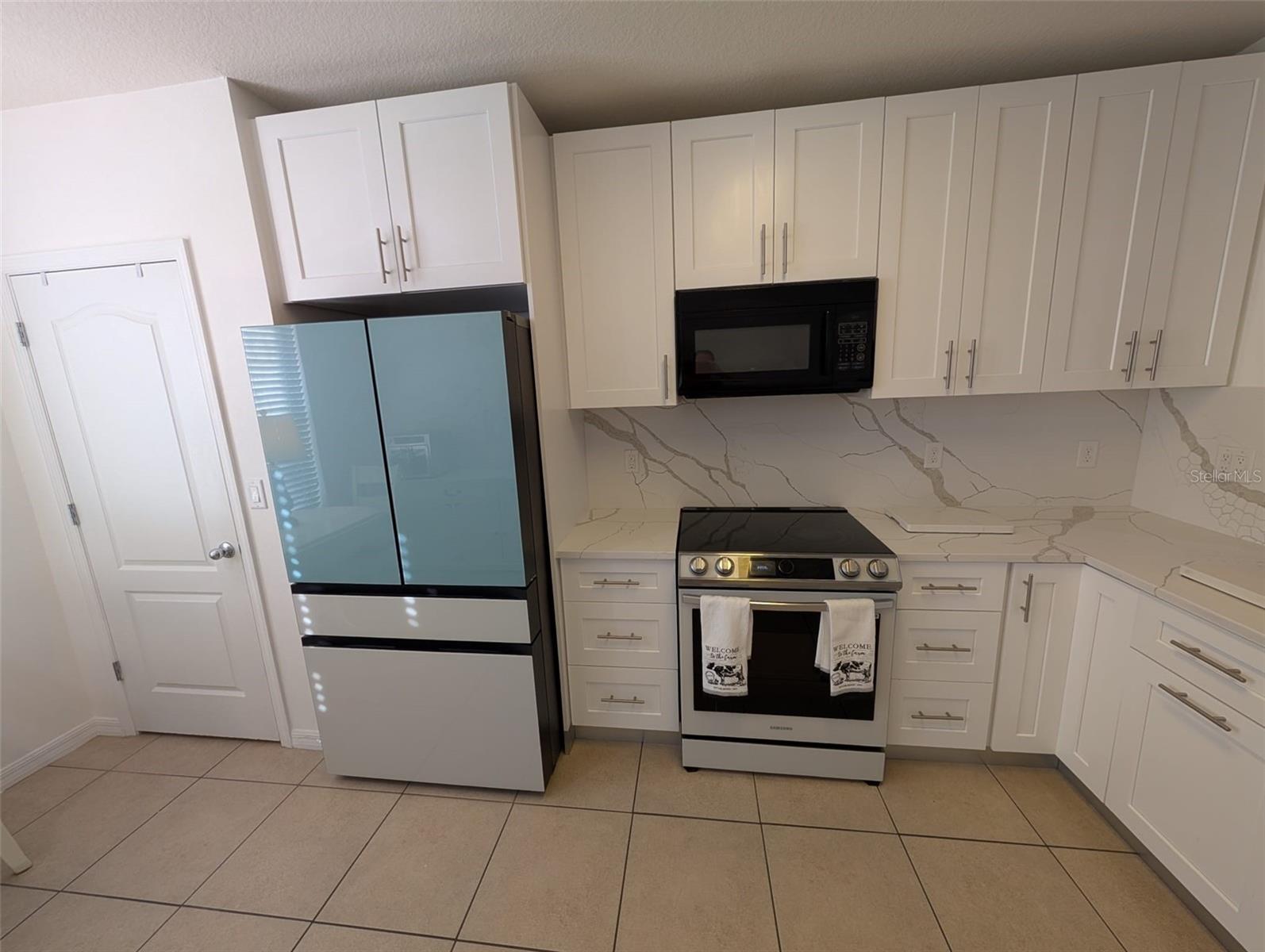 Image 7 of 30 For 273 Arbor Lakes Drive