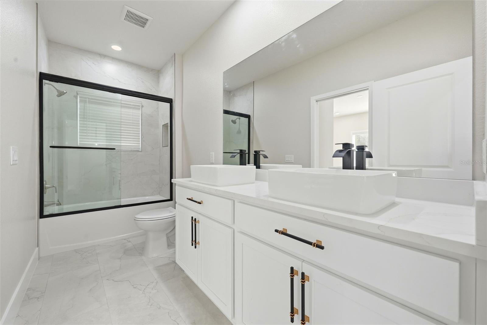 Image 21 of 44 For 5663 Central Avenue