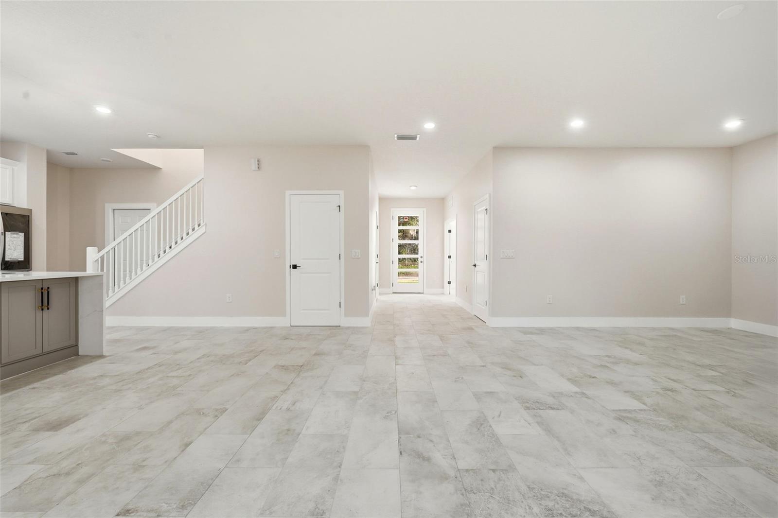 Image 29 of 44 For 5663 Central Avenue