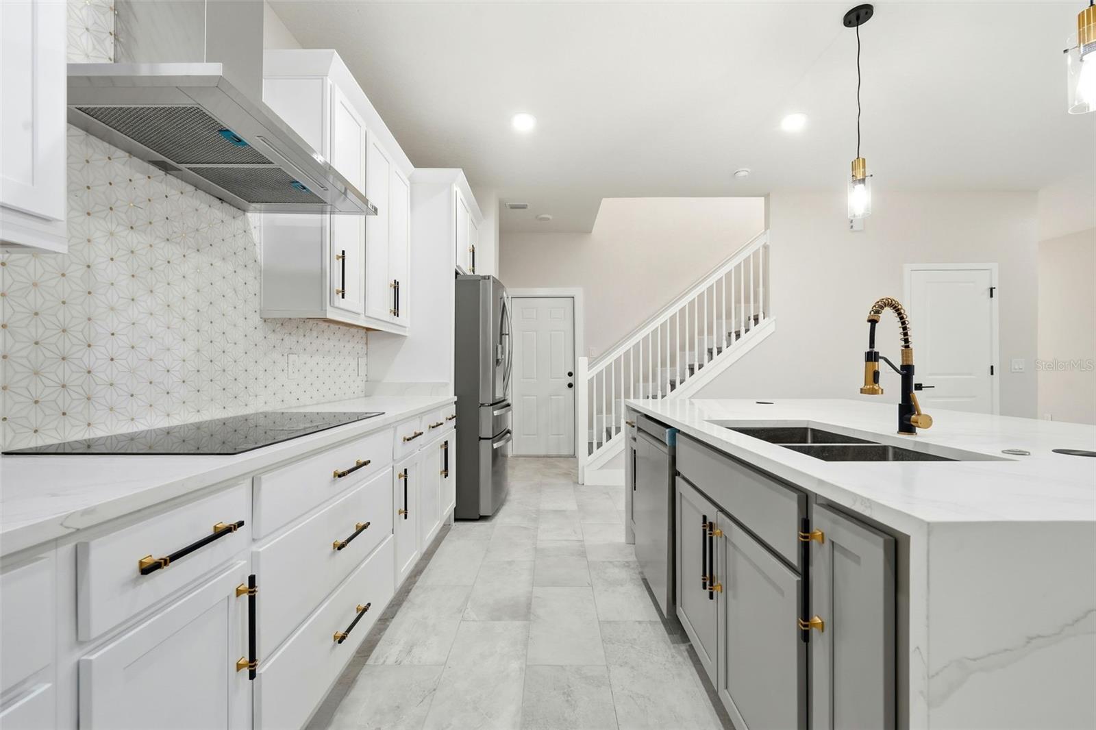 Image 8 of 44 For 5663 Central Avenue