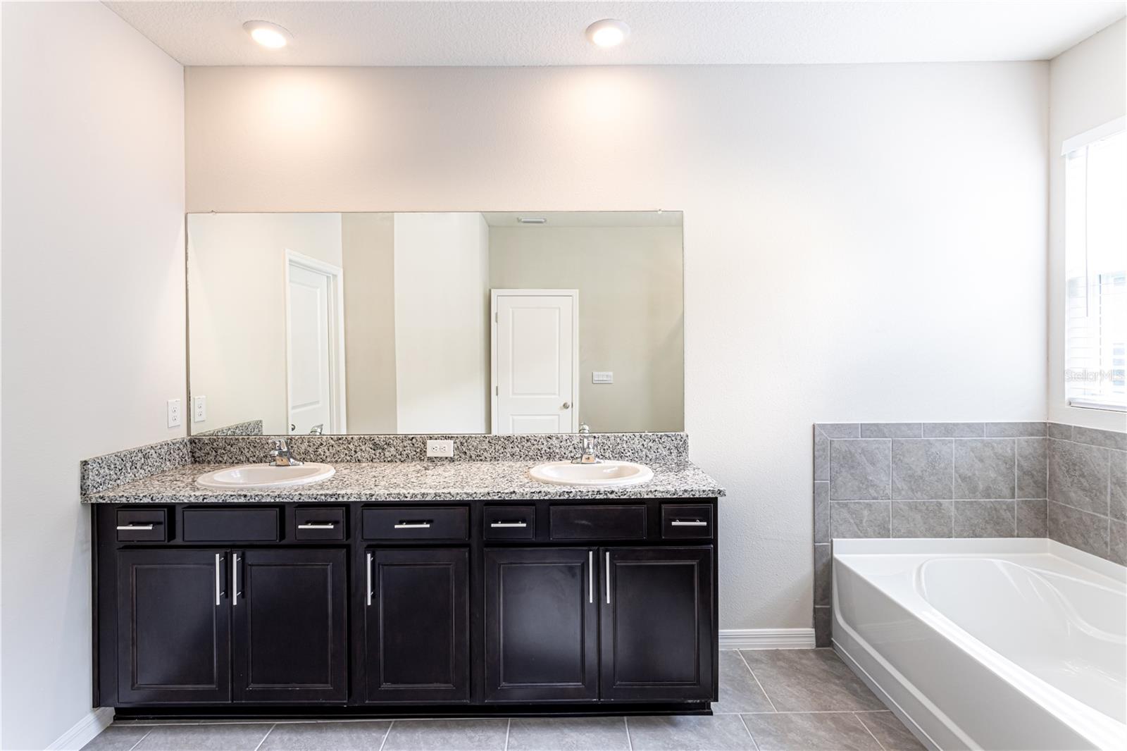 Image 9 of 45 For 32183 Conchshell Sail Street