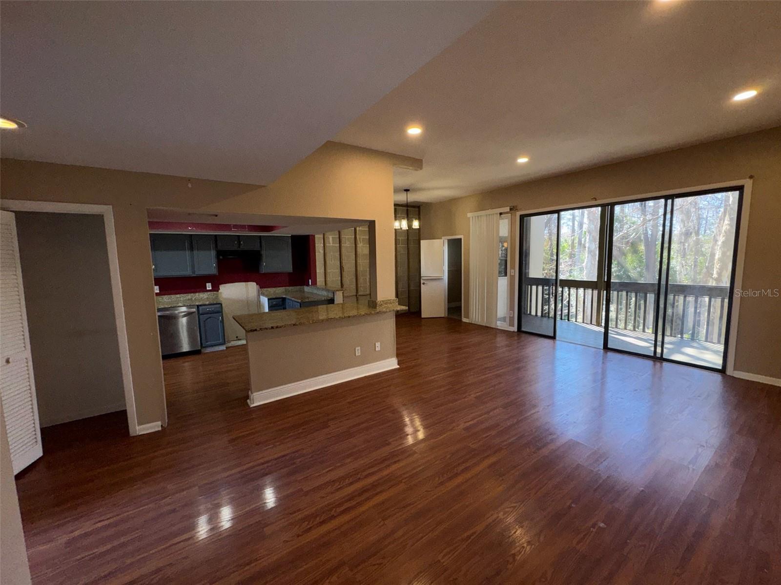 Image 4 of 21 For 4842 Pebble Beach Drive 1006c