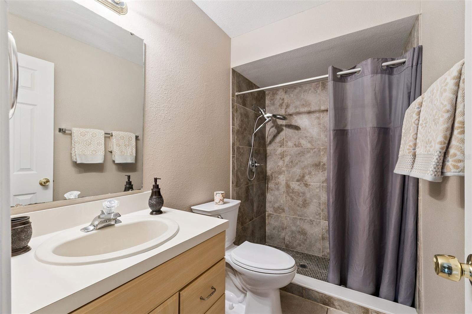 Image 23 of 32 For 3154 Carthage Court