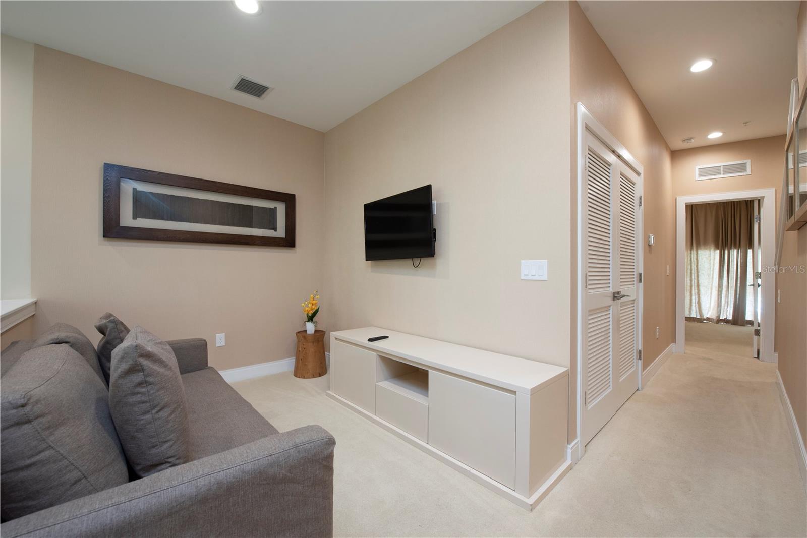 Image 15 of 37 For 7673 Recife Drive