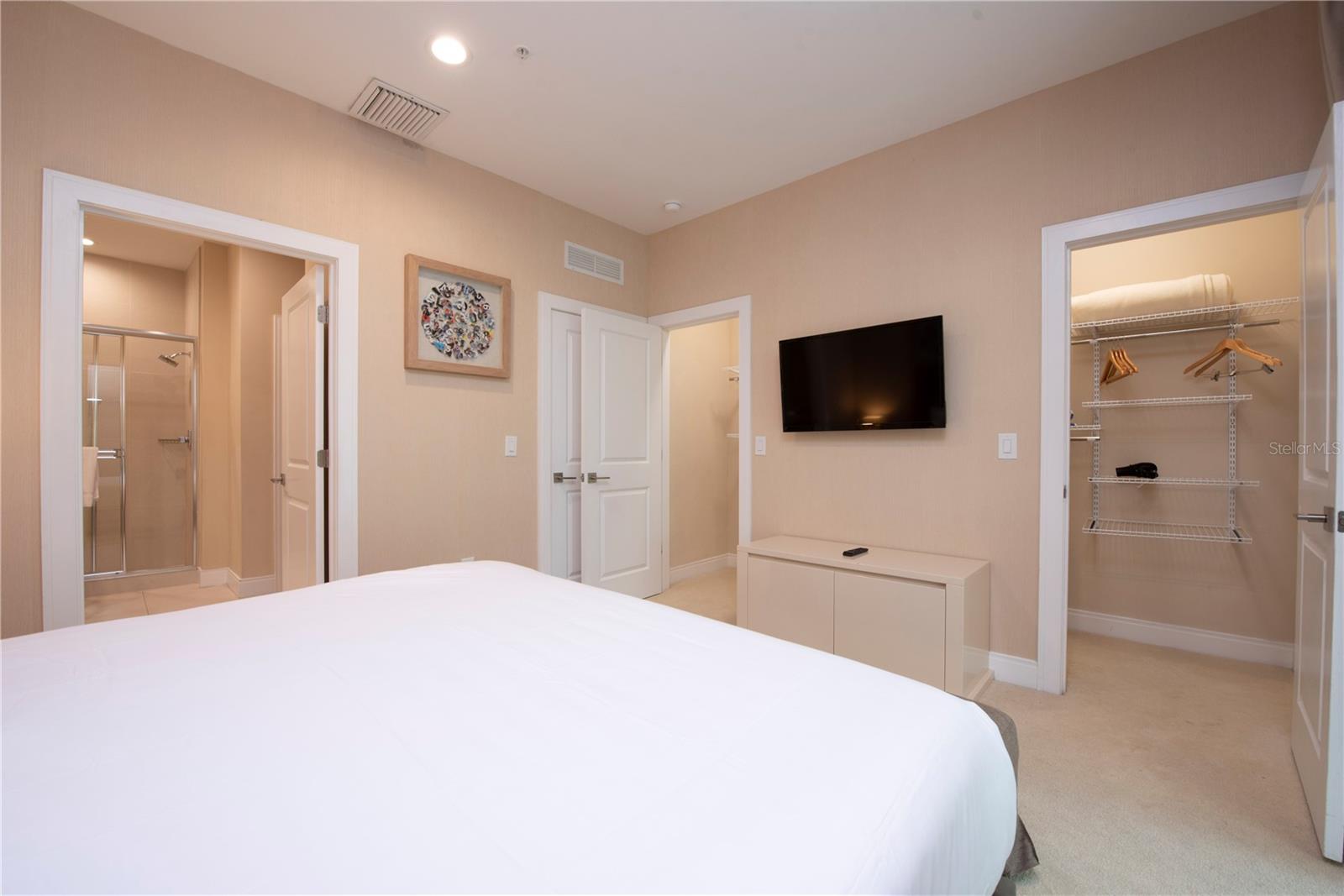 Image 26 of 37 For 7673 Recife Drive