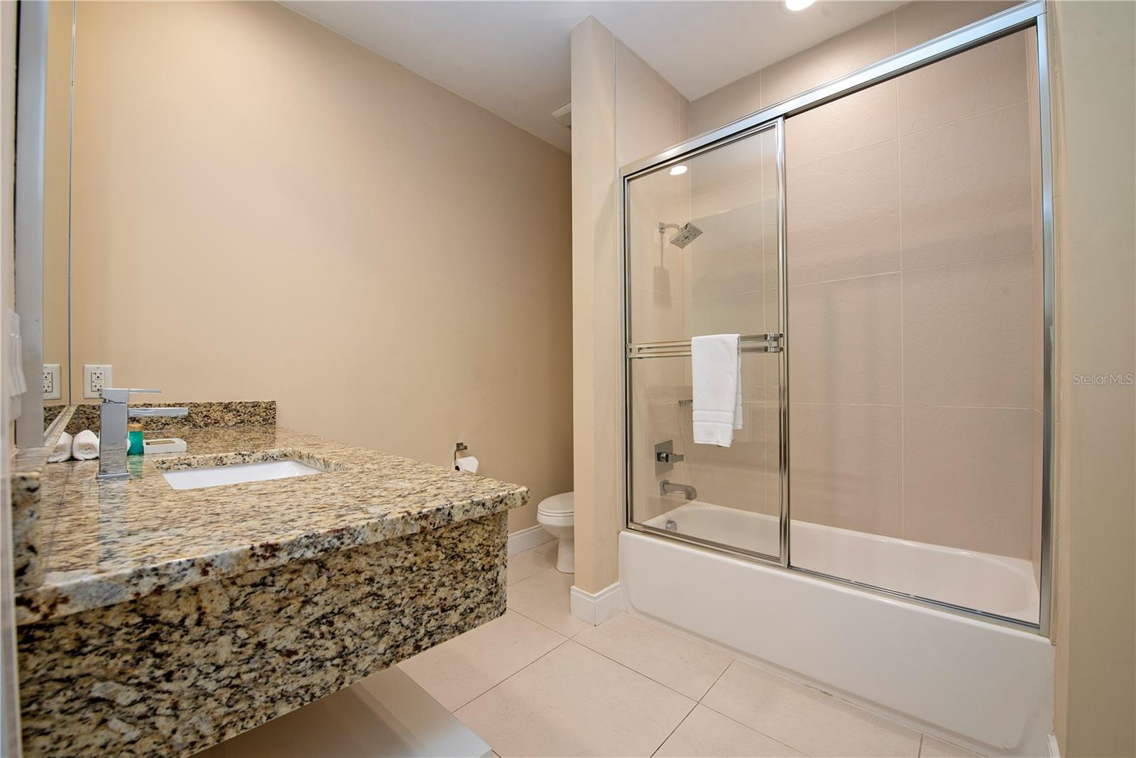 Image 32 of 37 For 7673 Recife Drive