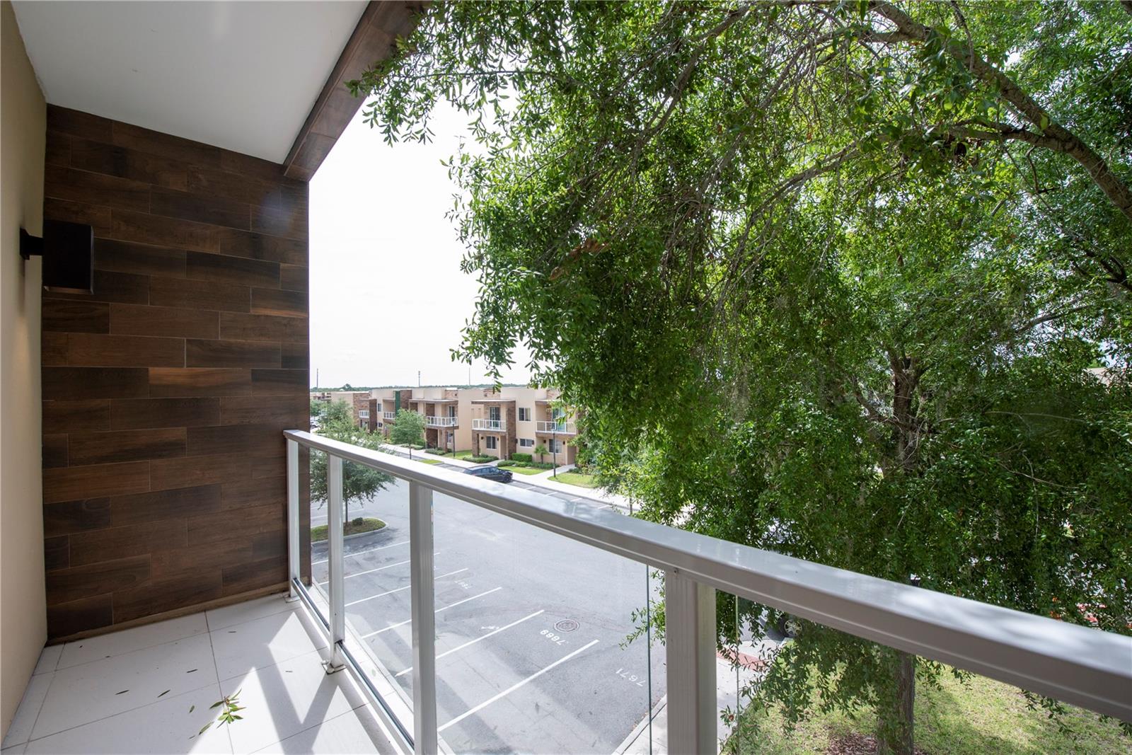 Image 35 of 37 For 7673 Recife Drive