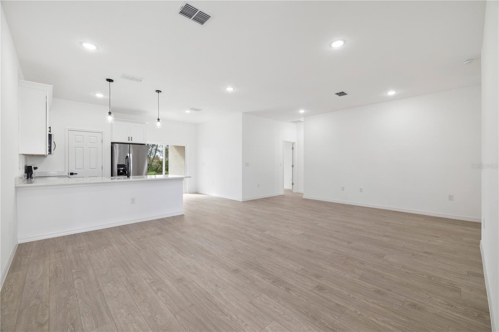 Image 10 of 32 For 1914 Escambia Lane