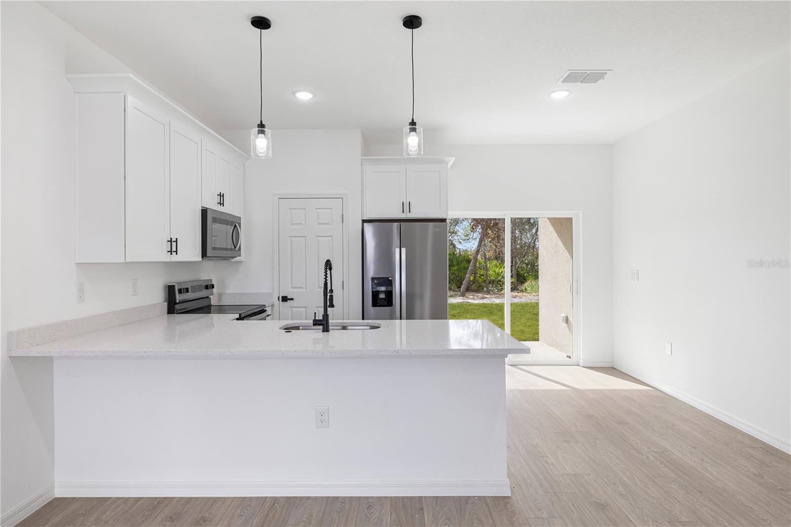 Image 12 of 32 For 1914 Escambia Lane