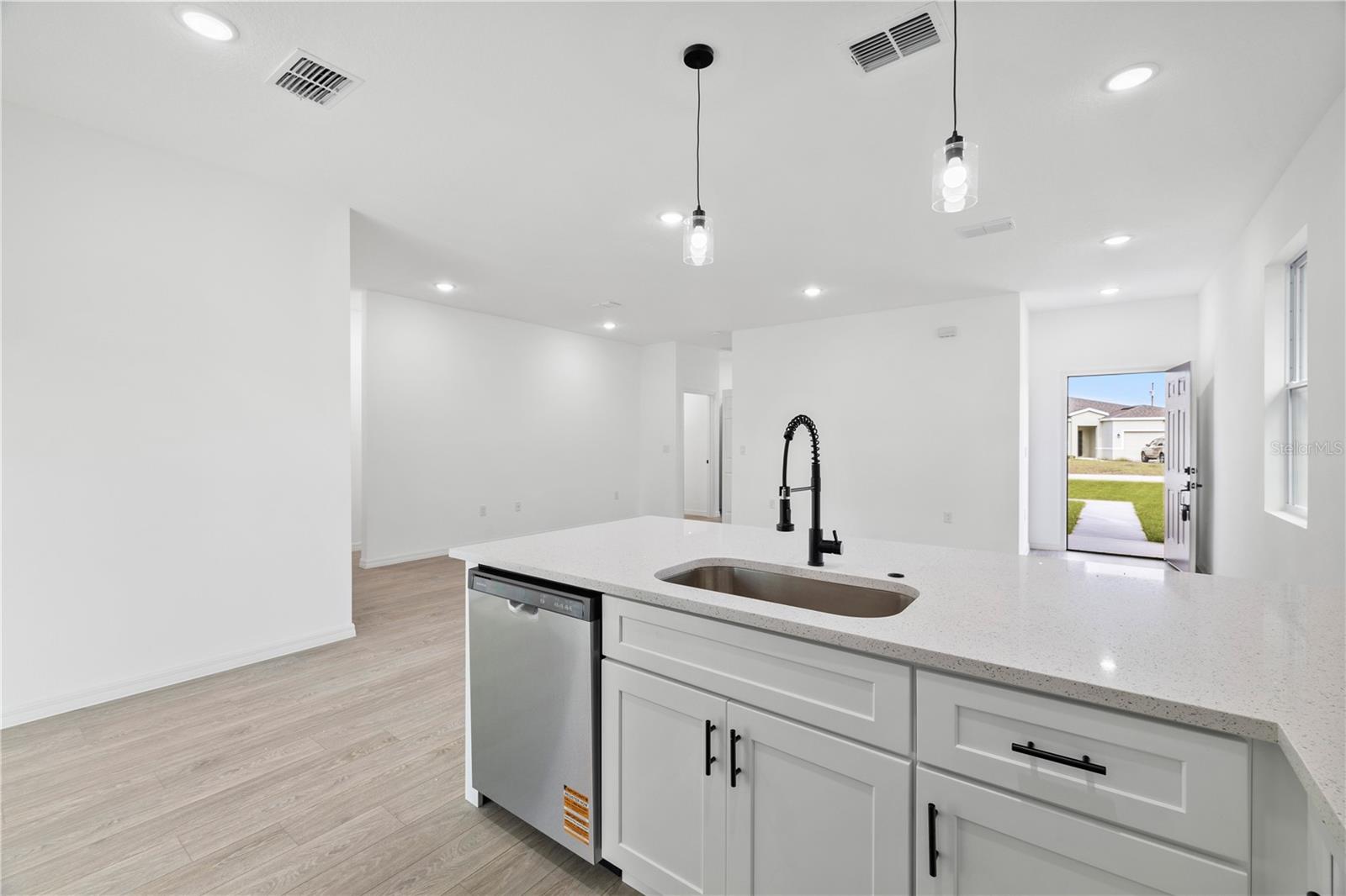 Image 13 of 32 For 1914 Escambia Lane