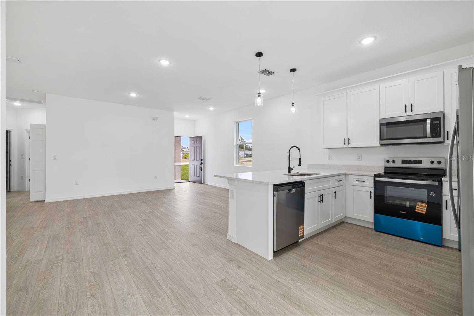 Image 14 of 32 For 1914 Escambia Lane