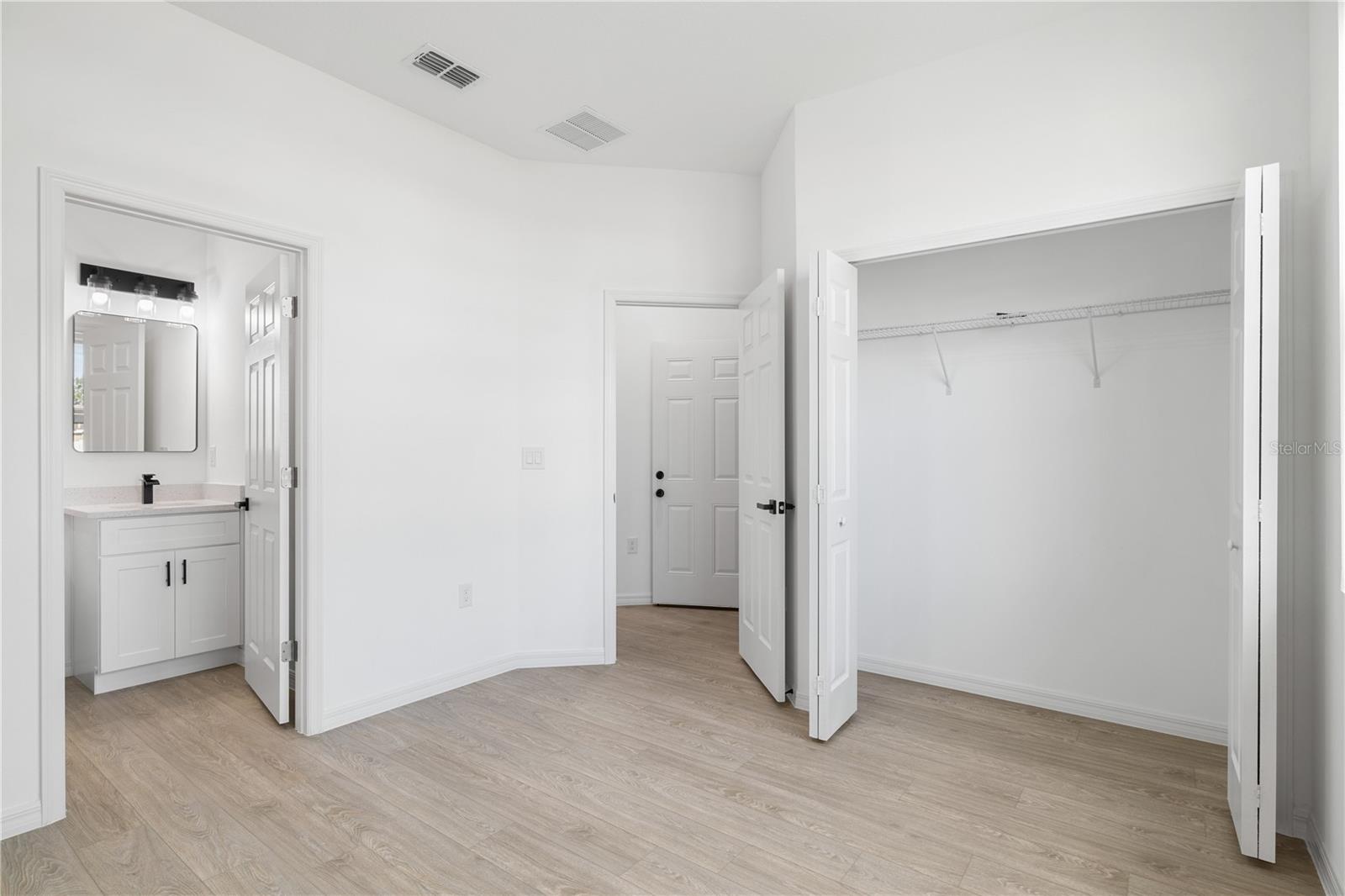 Image 17 of 32 For 1914 Escambia Lane