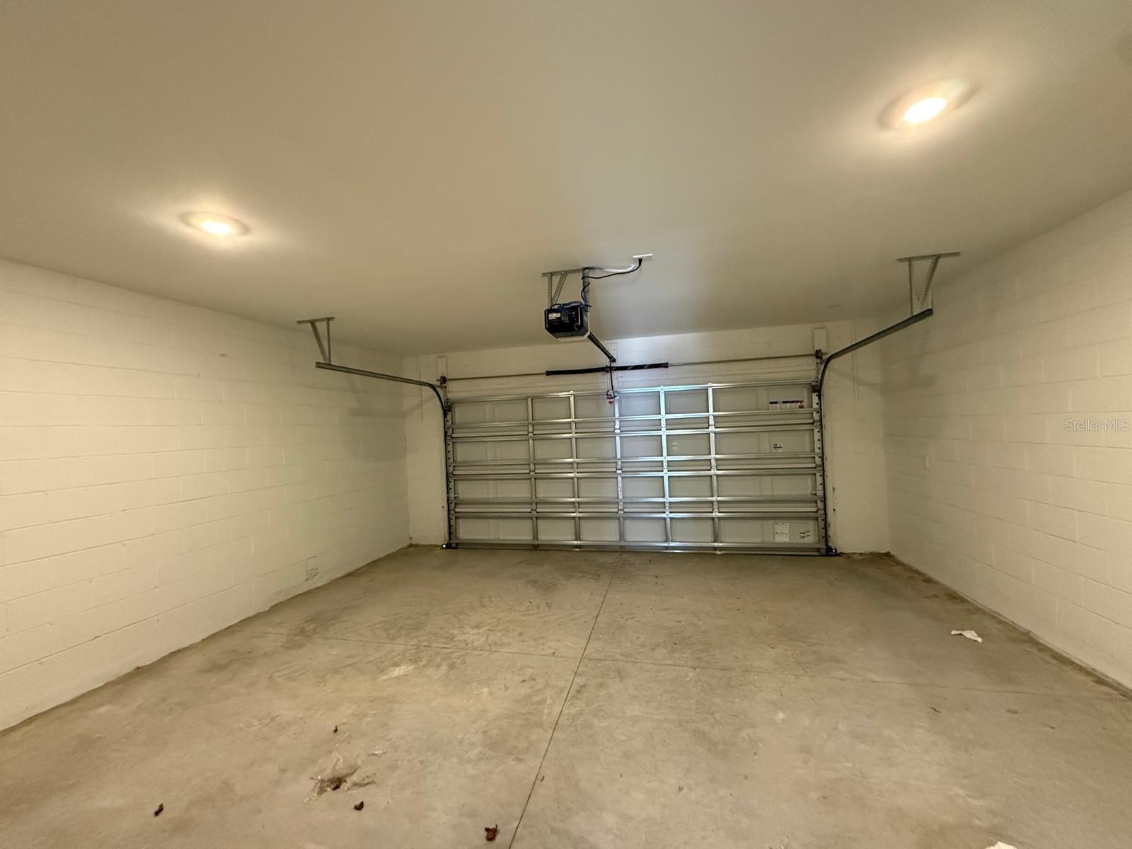 Image 12 of 43 For 6044 Zen Way