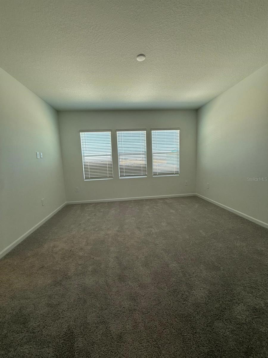 Image 17 of 43 For 6044 Zen Way